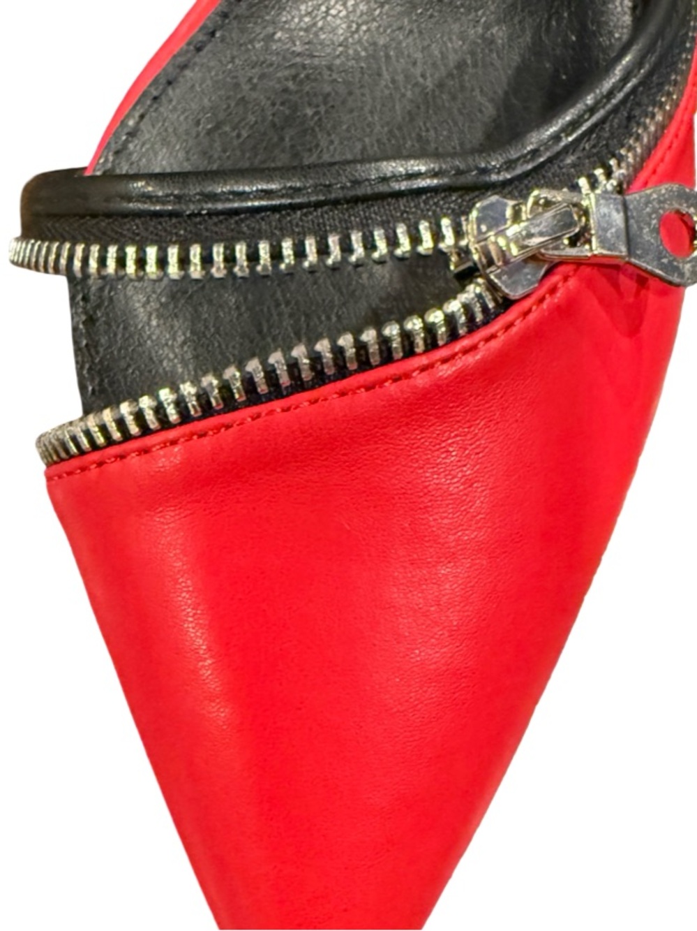 New York & Company Red Pointed-Toe Slingback Heels with Zipper Accent:?size 10 - Picture 12 of 13